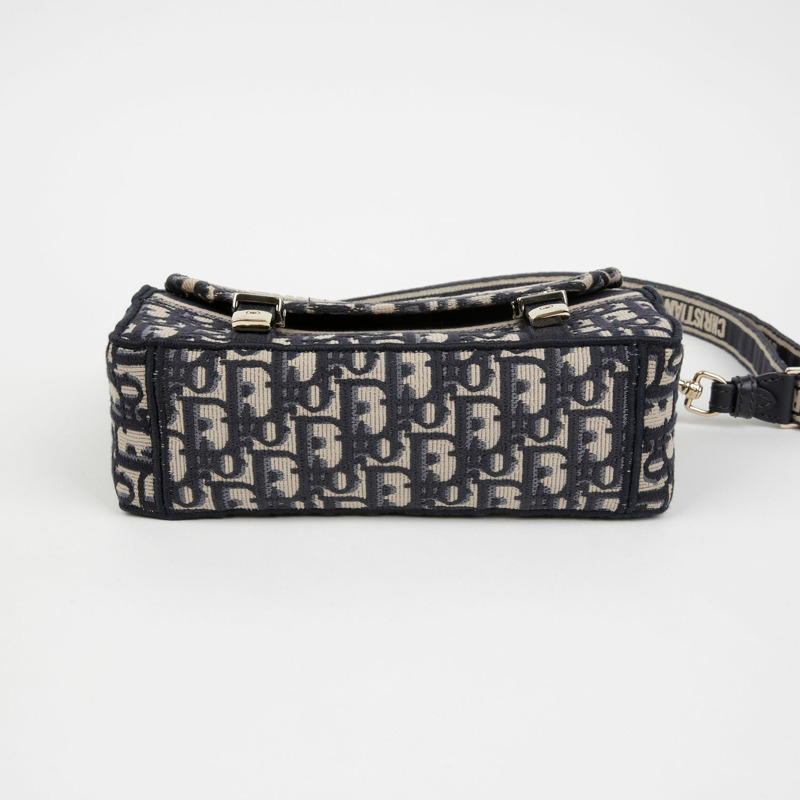 【包稅】DIOR M1241ORIW 露營小號肩斜背包-4
