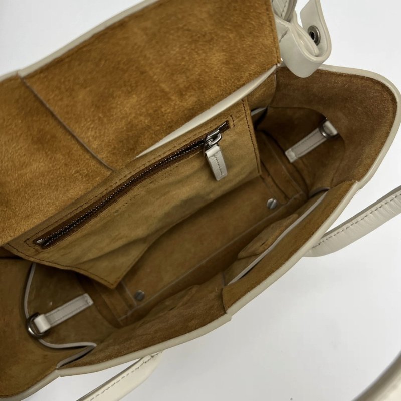 BV 白色mini Arco編織手提斜背包 18*13*9 98新配件塵袋-3