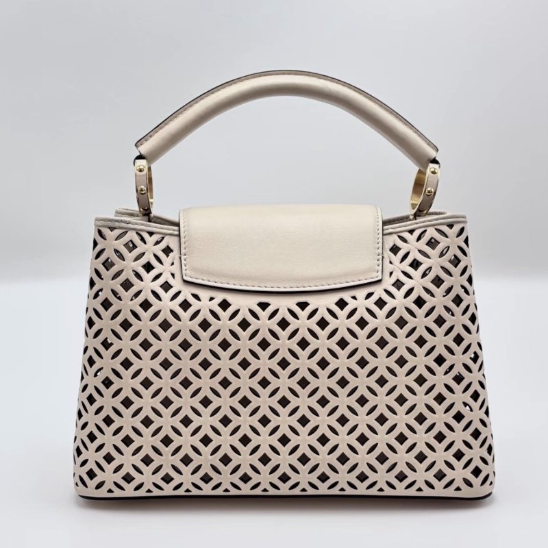 LV 限量米色capucines bb鏤空肩背斜背包 芯片款27*18*9 98新配件塵袋-5