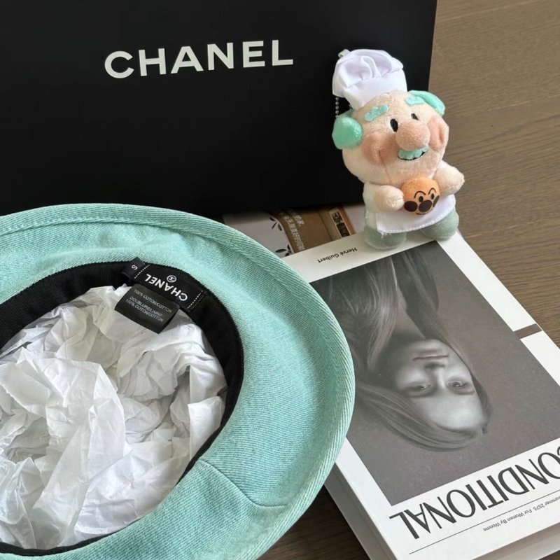 Chanel 湖水藍字母牛仔遮陽漁夫帽 S號 全新配件透明袋-2