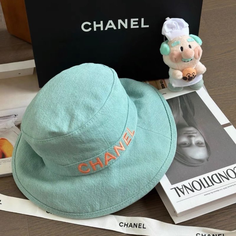 Chanel 湖水藍字母牛仔遮陽漁夫帽 S號 全新配件透明袋-4