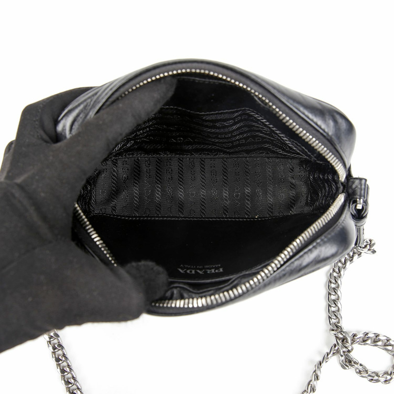 PRADA 1BH084 圖示迷你相機肩斜背包-11