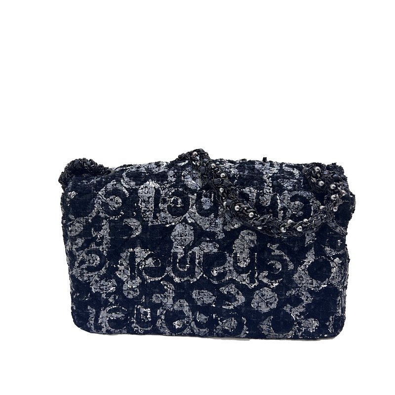 CHANEL 黑色毛呢珍珠雙C肩背鍊包-1