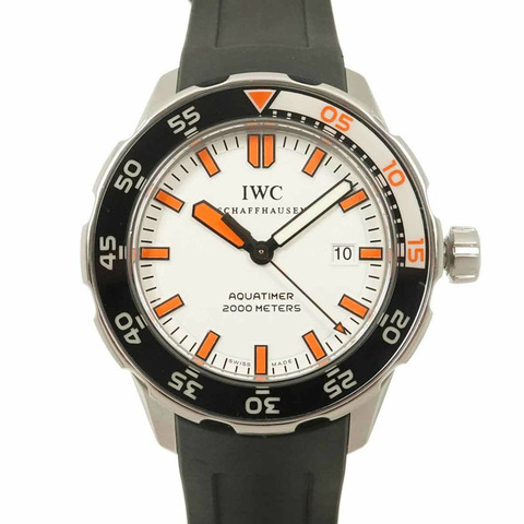 IWC 萬國錶 Aquatimer 2000，全球限量 300 枚，型號 IW356807，男士腕錶，帶日期顯示，白色錶盤，自動上鍊機芯，國際萬國錶