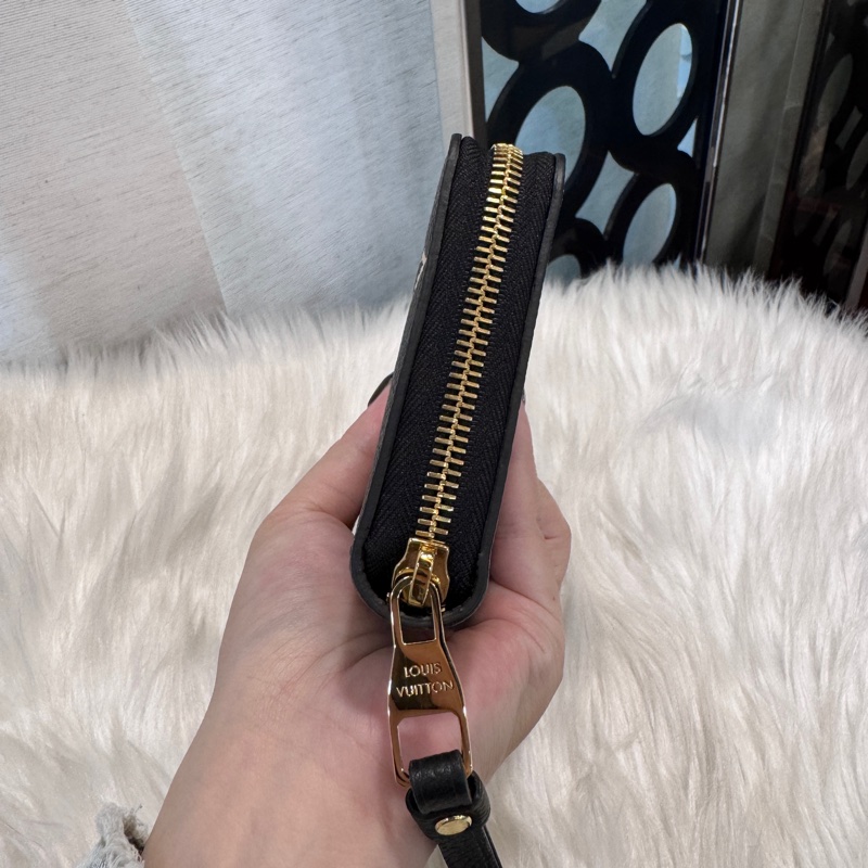 LV 黑拼奶油白雙色拉鍊長夾 晶片款 閒置未使用-4