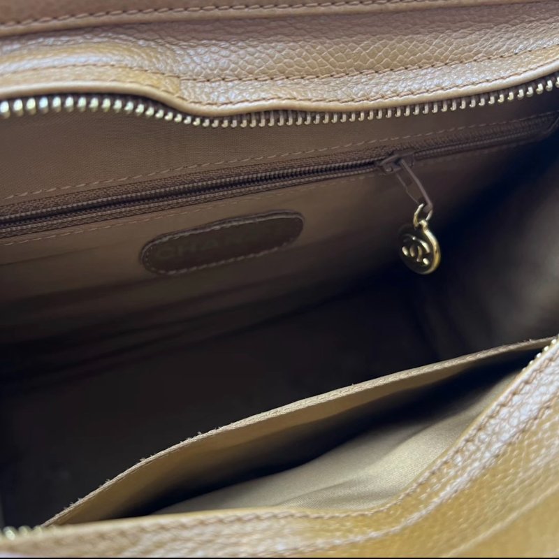 CHANEL 中古焦糖色金扣琴譜肩背腋下包25*22*10 98新配件保卡塵袋-5