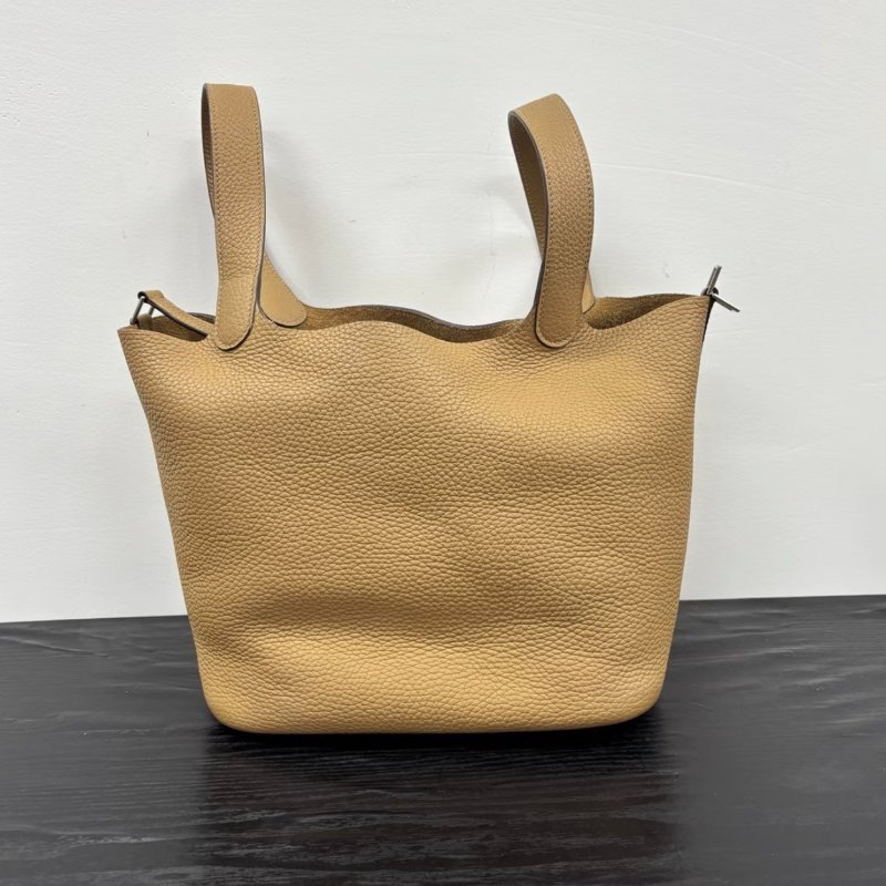 HERMES 奶茶色銀扣菜籃子22手提袋22*22*18 98新配件塵袋鑰匙鎖-1