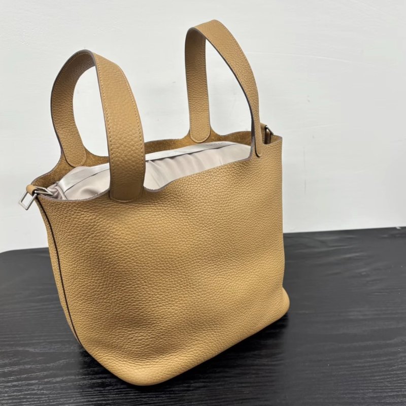 HERMES 奶茶色銀扣菜籃子22手提袋22*22*18 98新配件塵袋鑰匙鎖-2