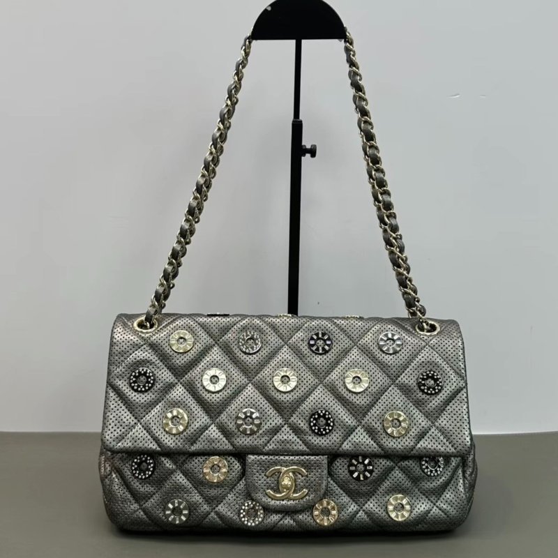CHANEL 金幣滿鑽徽章CF銀色鏤空肩背斜背包30*17*6 98新配件塵袋-0
