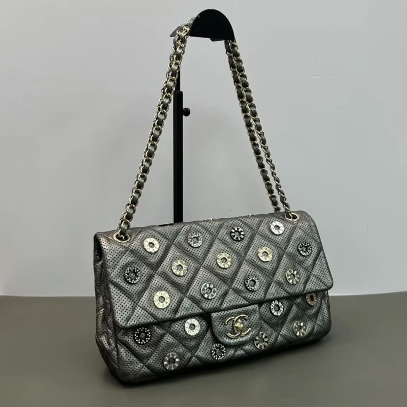 CHANEL 金幣滿鑽徽章CF銀色鏤空肩背斜背包30*17*6 98新配件塵袋-1