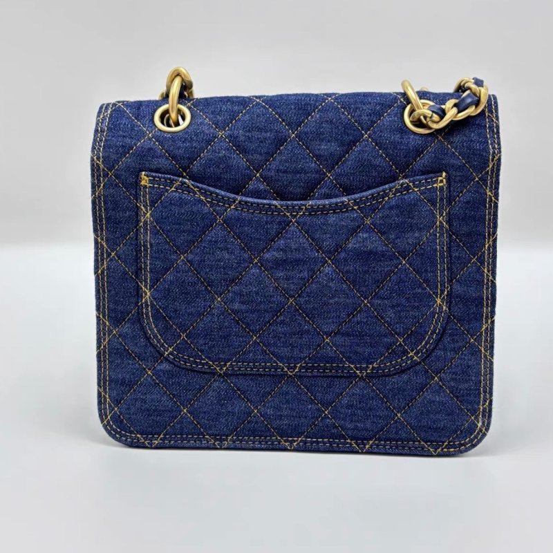 CHANEL 牛仔23S中號豆腐郵差包22*18.5*7.5 全新閒置配件盒子塵袋-4