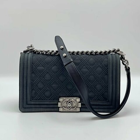 CHANEL牛仔Leboy中號肩背斜背包 25*14 98新配件塵袋