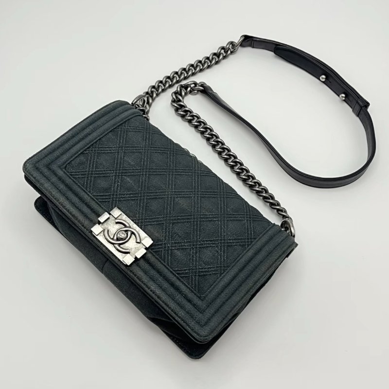 CHANEL牛仔Leboy中號肩背斜背包 25*14 98新配件塵袋-3