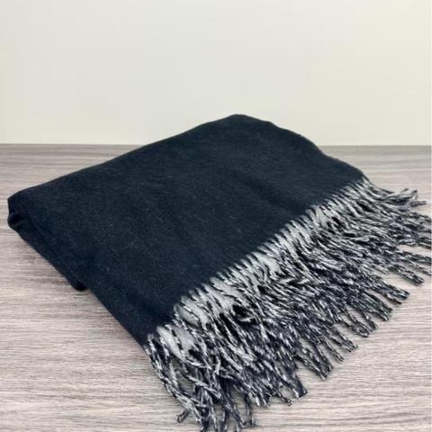 HERMES 雙面雙色羊绒刺繡款圍巾離櫃品