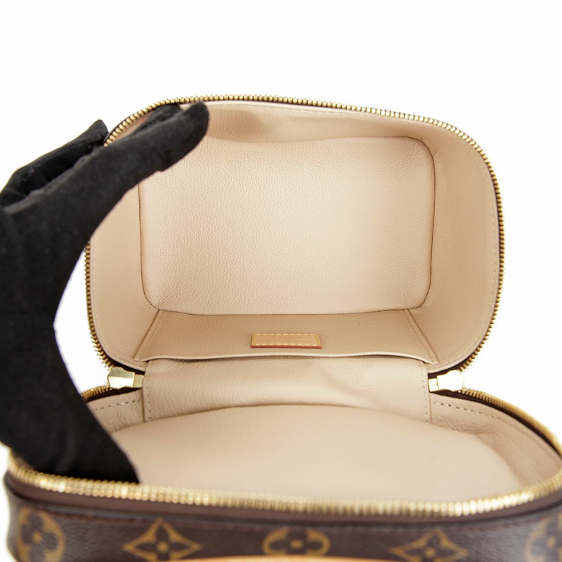 LOUIS VUITTON M44495 精緻迷你化妝包-7