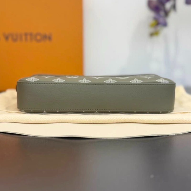 LV 新款Trio三合一郵差包限量款白配酪梨色18.5x7x25cm 全新配件塵袋盒子-2