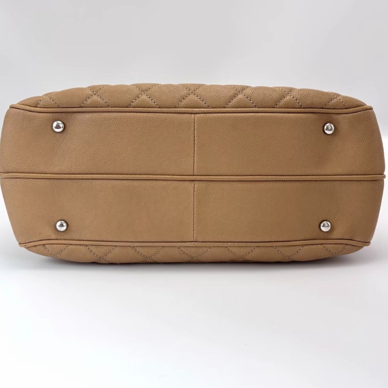 CHANEL 荔枝紋牛皮托特手提肩背包30*21*12 98新配件塵袋保卡-3