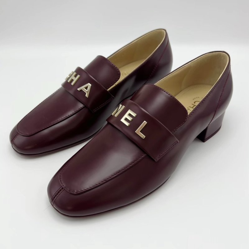 Chanel 酒紅色23B字母樂福鞋38號全新閒置配件塵袋盒子-1