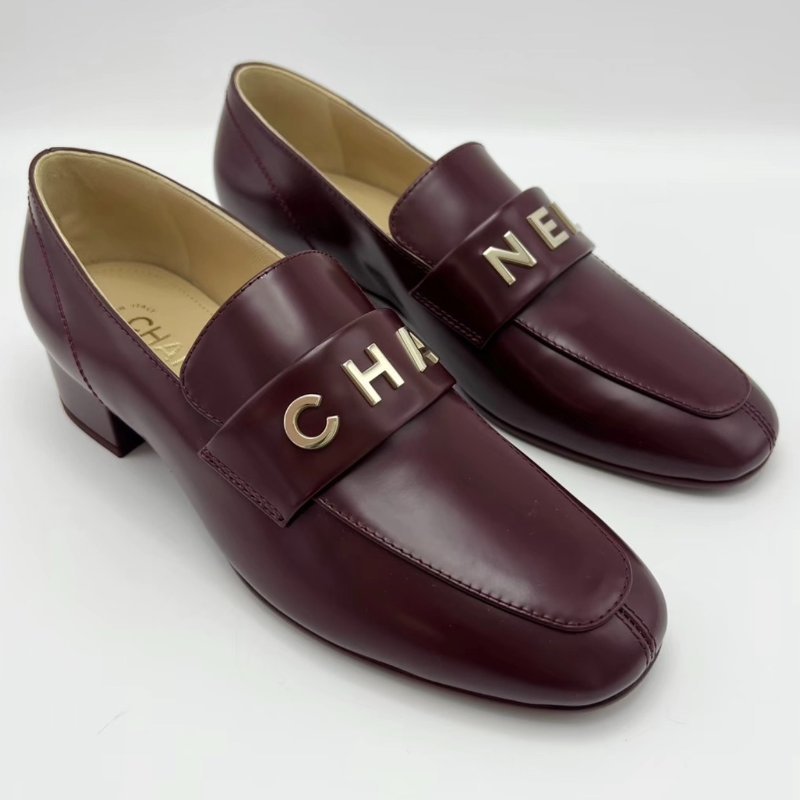 Chanel 酒紅色23B字母樂福鞋38號全新閒置配件塵袋盒子-4