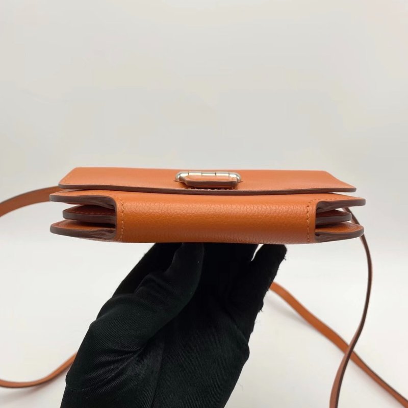 HERMES Mini Convoyeur 橘銀扣斜背包15*11*1.5 98新配件塵袋-3