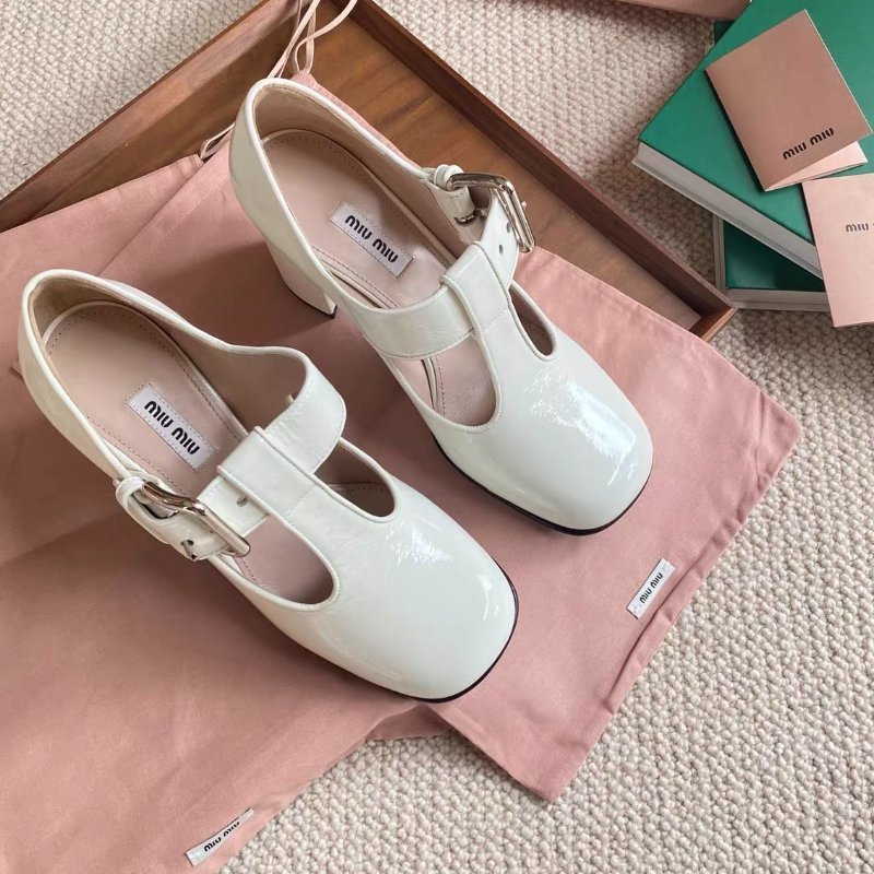 miumiu 白色漆皮瑪莉珍高跟鞋38號 全新閒置配件塵袋盒子-0
