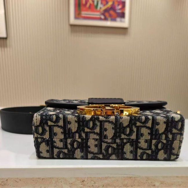 DIOR 藍色老花金扣mini蒙田盒子包 18*12*5.5 99新配件塵袋-4