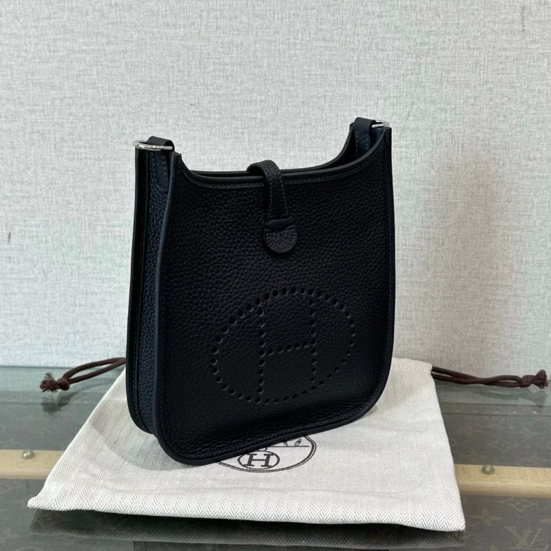 HERMES 水兵藍銀扣伊芙琳mini肩背斜背包16*18*5 99新配件塵袋-1