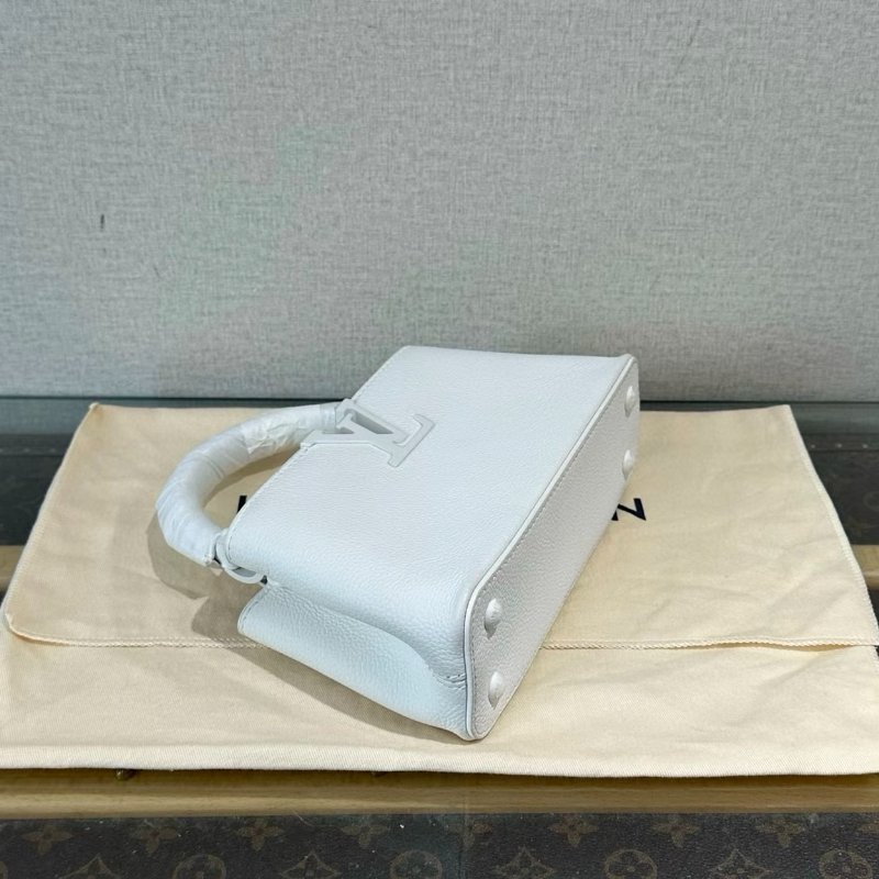 LV Capucines mini橫版磨砂白手提斜背包芯片款 21.5*12*7 全新閒置配件盒子塵袋-2