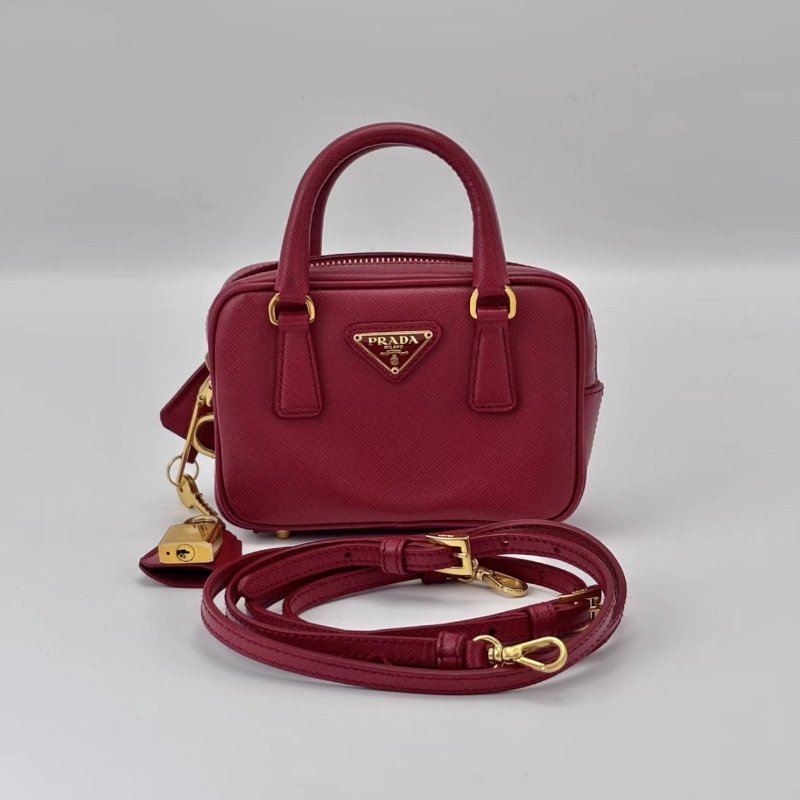 PRADA miniplume紅色肩背斜背殺手包15*10*5.5 98新配件鑰匙鎖-0