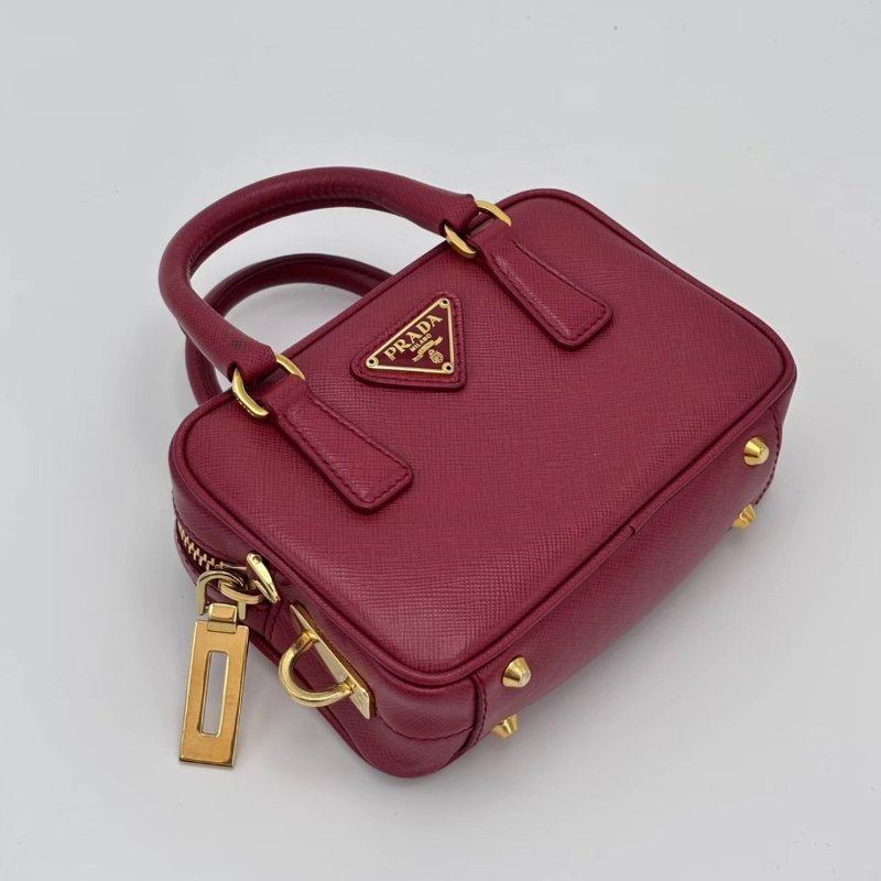 PRADA miniplume紅色肩背斜背殺手包15*10*5.5 98新配件鑰匙鎖-2