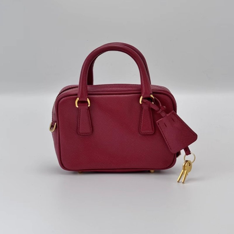 PRADA miniplume紅色肩背斜背殺手包15*10*5.5 98新配件鑰匙鎖-5