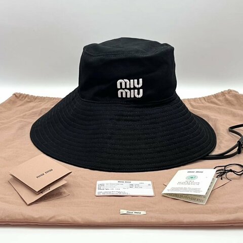 MIUMIU 25SS黑色刺繡Logo漁夫帽遮陽帽M號 全新閒置配件塵袋吊牌