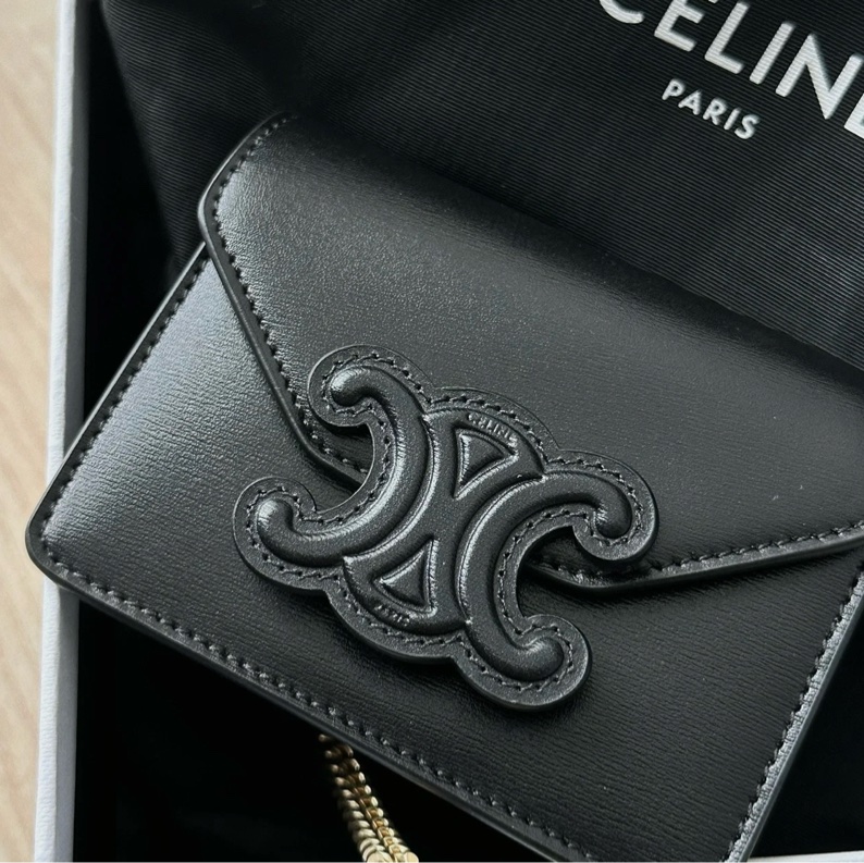😎閒置品😎CELINE Triomphe 凱旋門 鏈條卡片包 (鏈條可拆)-5