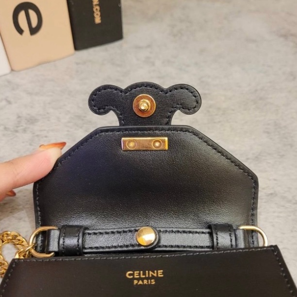 😎閒置品😎CELINE Triomphe 凱旋門 鏈條卡片包 (鏈條可拆)-16