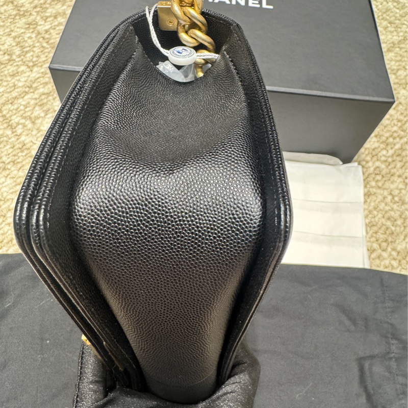 【✨99%新】Chanel Leboy caviar medium black gold 黑金中號魚子醬 leboy-15