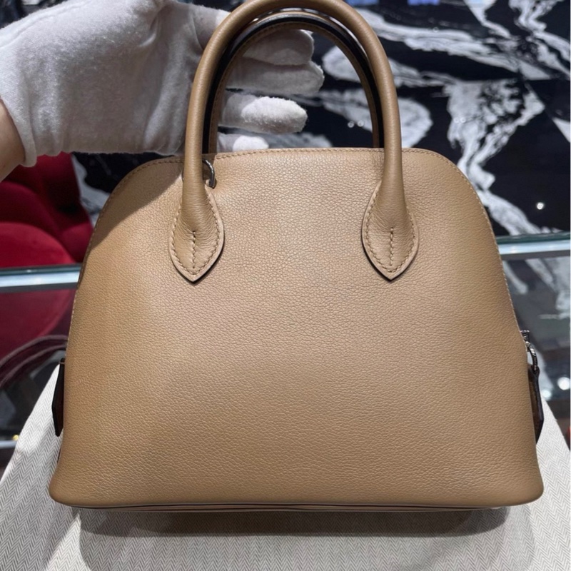 Hermes Bolide保齡球包,餅乾色EC皮,銀色五金,經典25cm尺寸。成色幾乎全新,保存很好-2