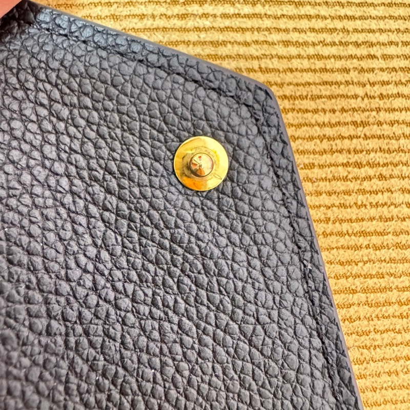 LV zoe短夾(黑色）-5