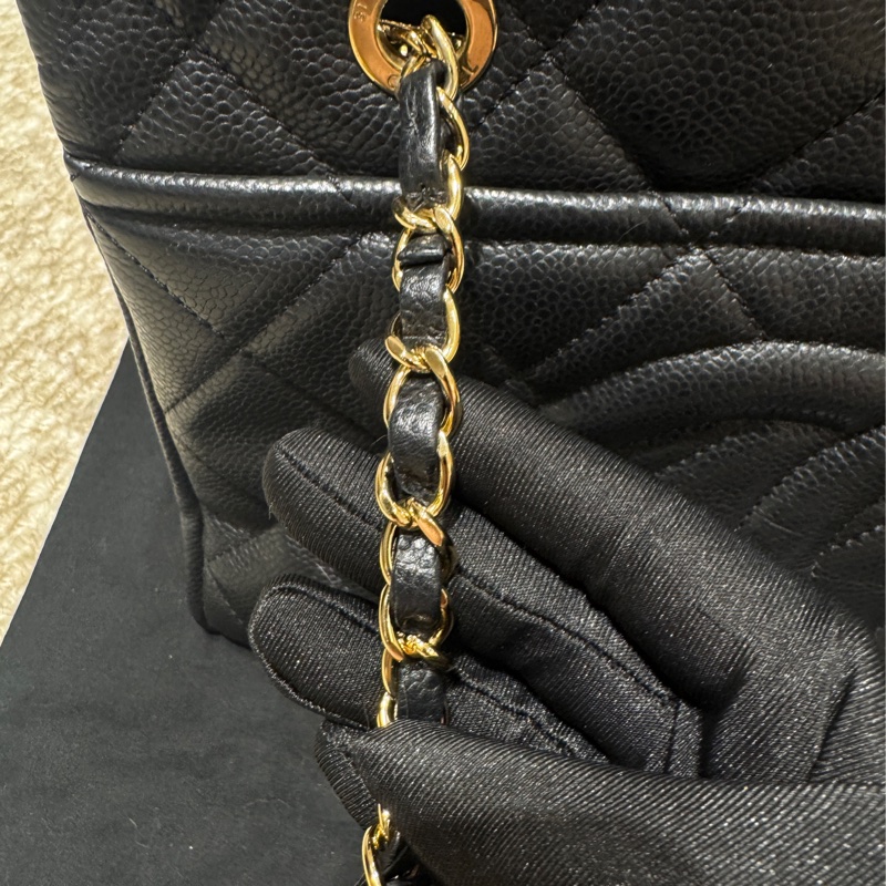90%新 Chanel GST Medium 中號黑金魚子醬-9