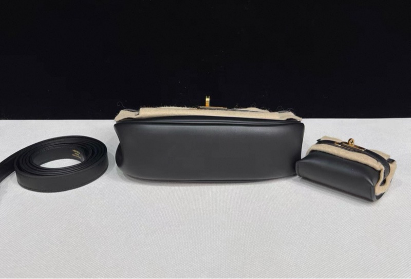 有購證✨ HERMES愛馬仕kelly moove 黑色 金扣 W刻-4