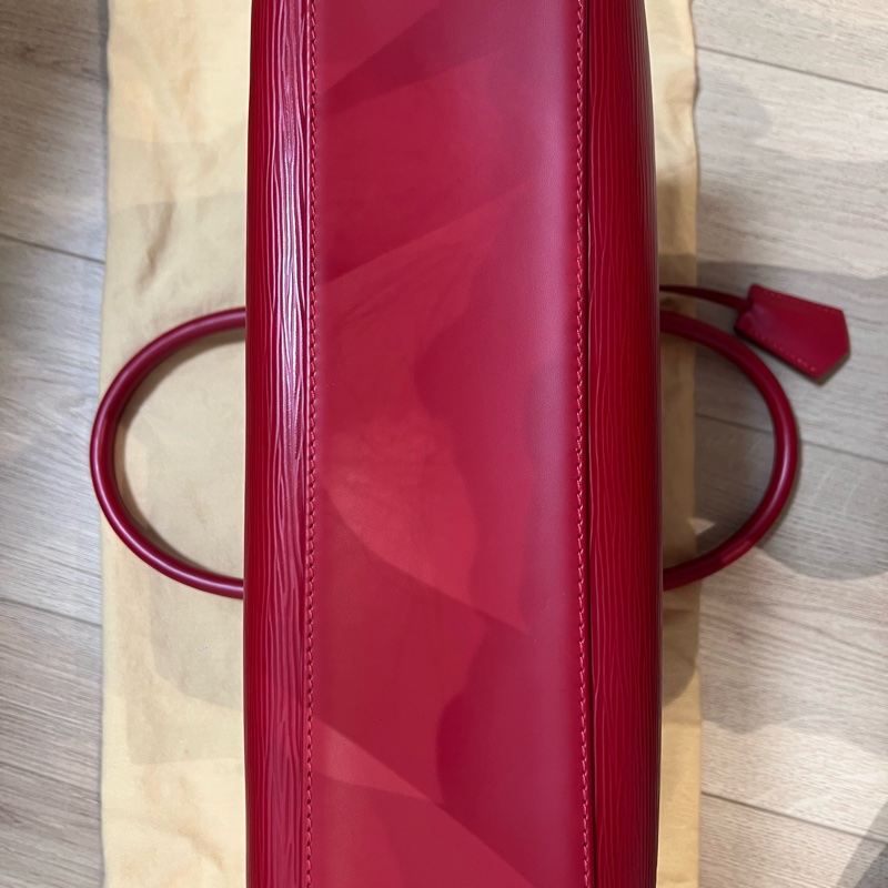 全新 未使用LV 水波纹牛皮手提包 送禮ok🎄（附防塵）-6