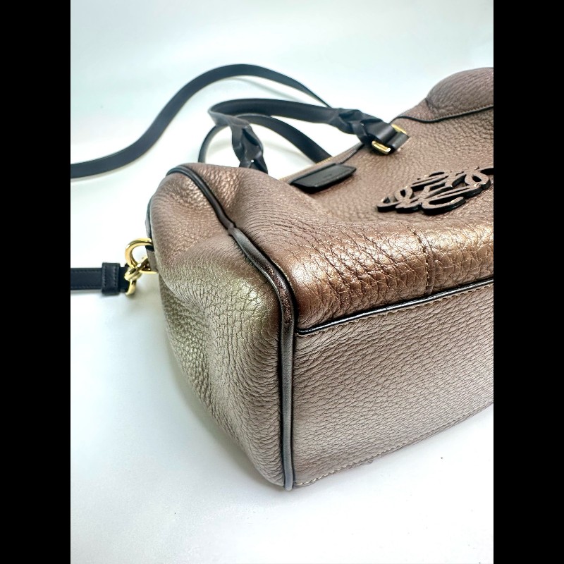 Loewe 浮雕大logo小號波士頓 手提包肩背包-4