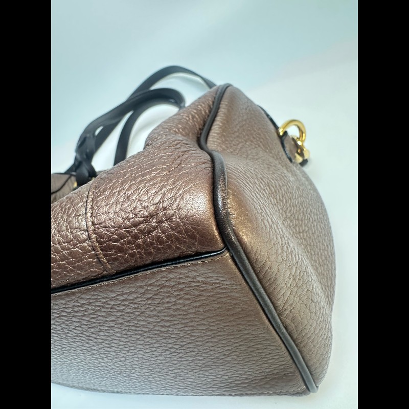 Loewe 浮雕大logo小號波士頓 手提包肩背包-5