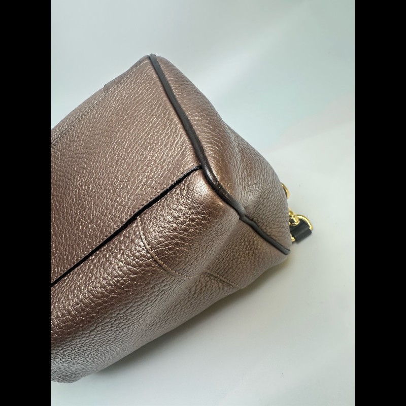 Loewe 浮雕大logo小號波士頓 手提包肩背包-6