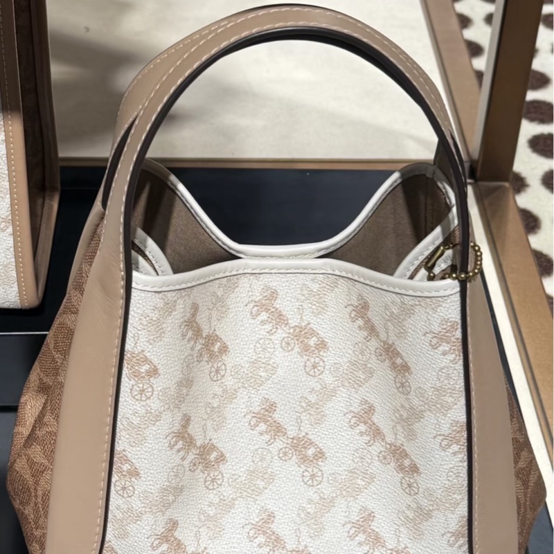 coach手提包（附背帶）-0