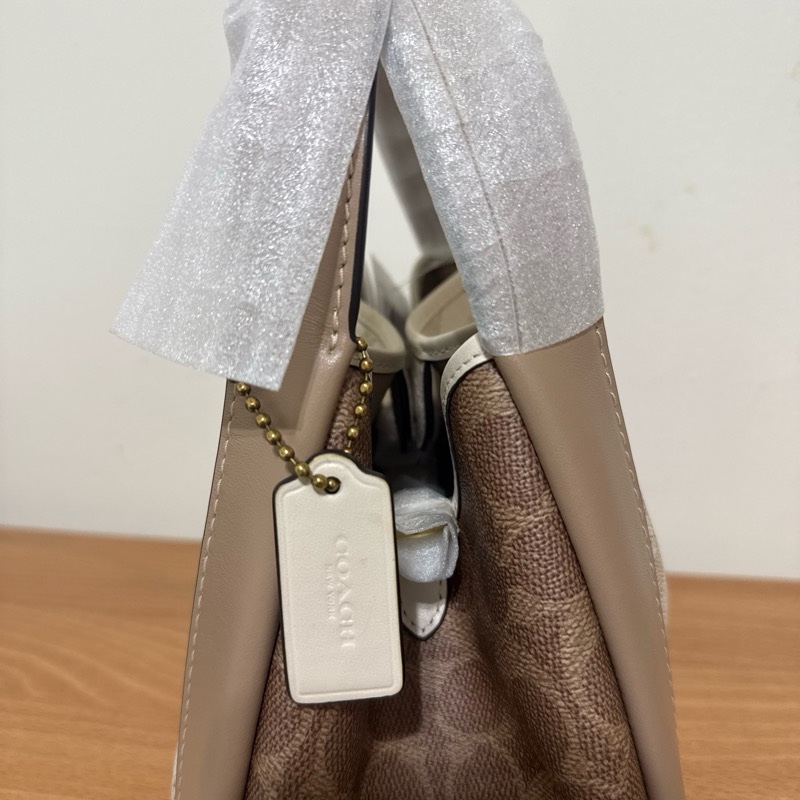 coach手提包（附背帶）-4