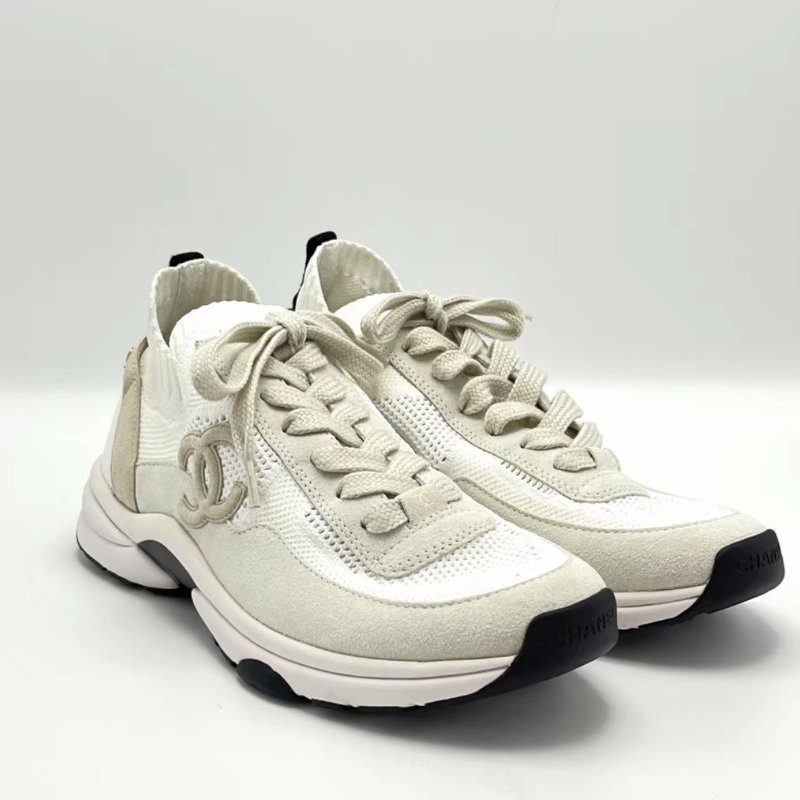 CHANEL 22C熊貓色運動鞋 42號 全新閒置配件塵袋替換鞋帶-1