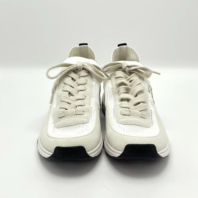 CHANEL 22C熊貓色運動鞋 42號 全新閒置配件塵袋替換鞋帶-2