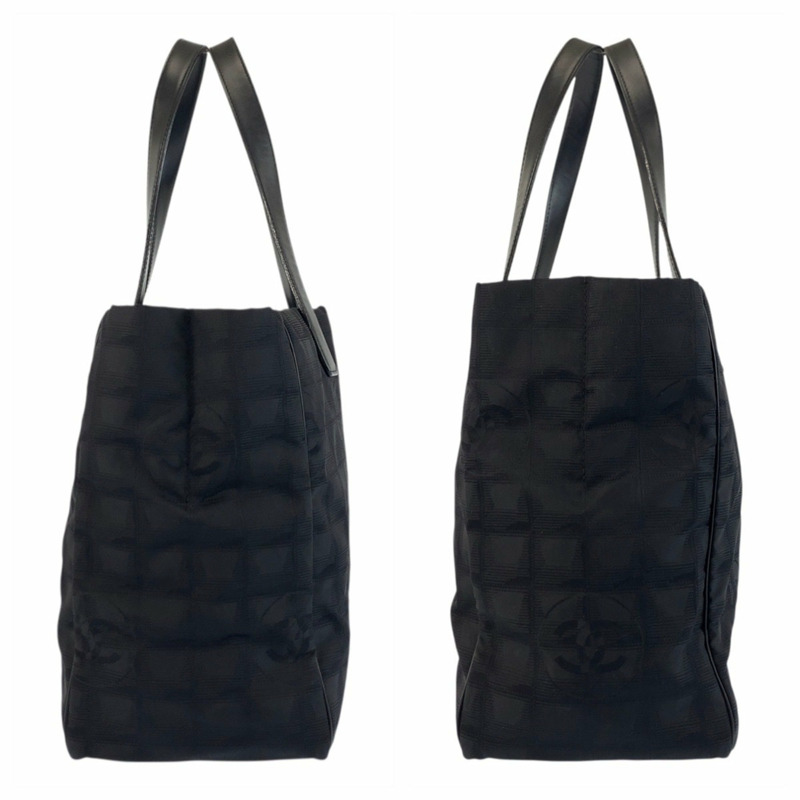 香奈兒新款旅行系列黑色尼龍手提包 MM，金色五金配件，女士單肩包-7