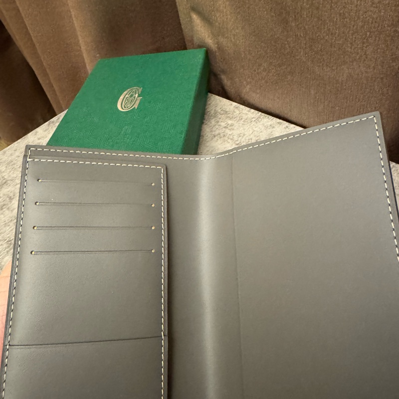 Goyard 大象灰🐘多卡位護照夹/錢包-3