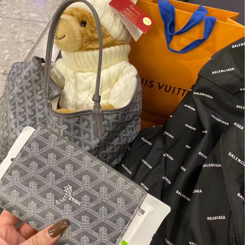 Goyard 大象灰🐘多卡位護照夹/錢包-5